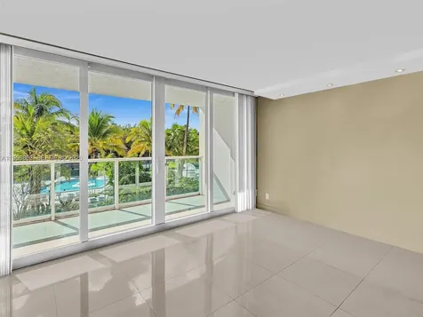 100 Bayview Drive Sunny Isles Beach FL 33160