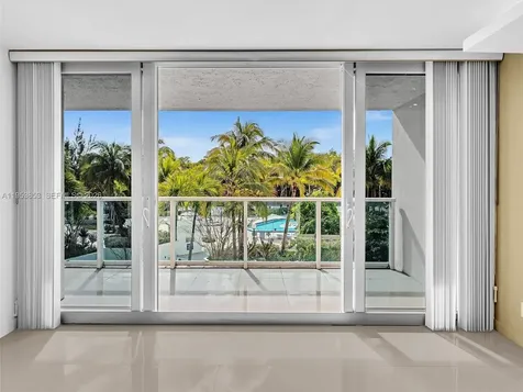 100 Bayview Drive Sunny Isles Beach FL 33160