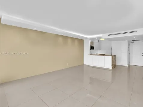 100 Bayview Drive Sunny Isles Beach FL 33160