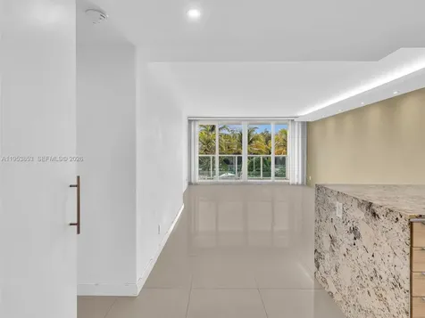 100 Bayview Drive Sunny Isles Beach FL 33160