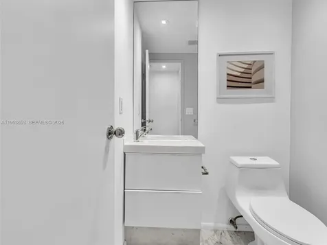 100 Bayview Drive Sunny Isles Beach FL 33160