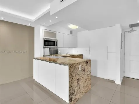 100 Bayview Drive Sunny Isles Beach FL 33160