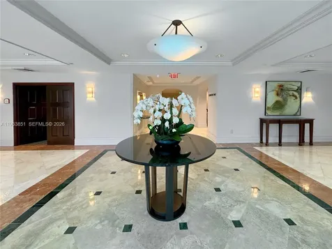 789 Crandon Boulevard Key Biscayne FL 33149