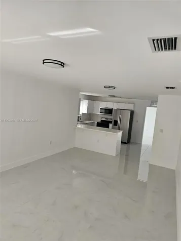 11997 SW 218th Street Miami FL 33170