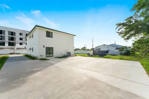 11997 SW 218th Street Miami FL 33170