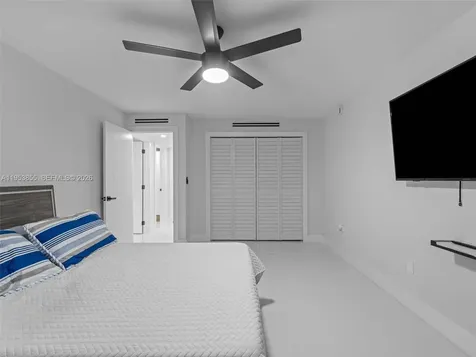 13953 Kendale Lakes Circle Miami FL 33183