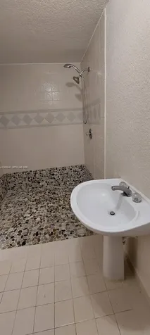 19525 E Cypress Court E Hialeah FL 33015