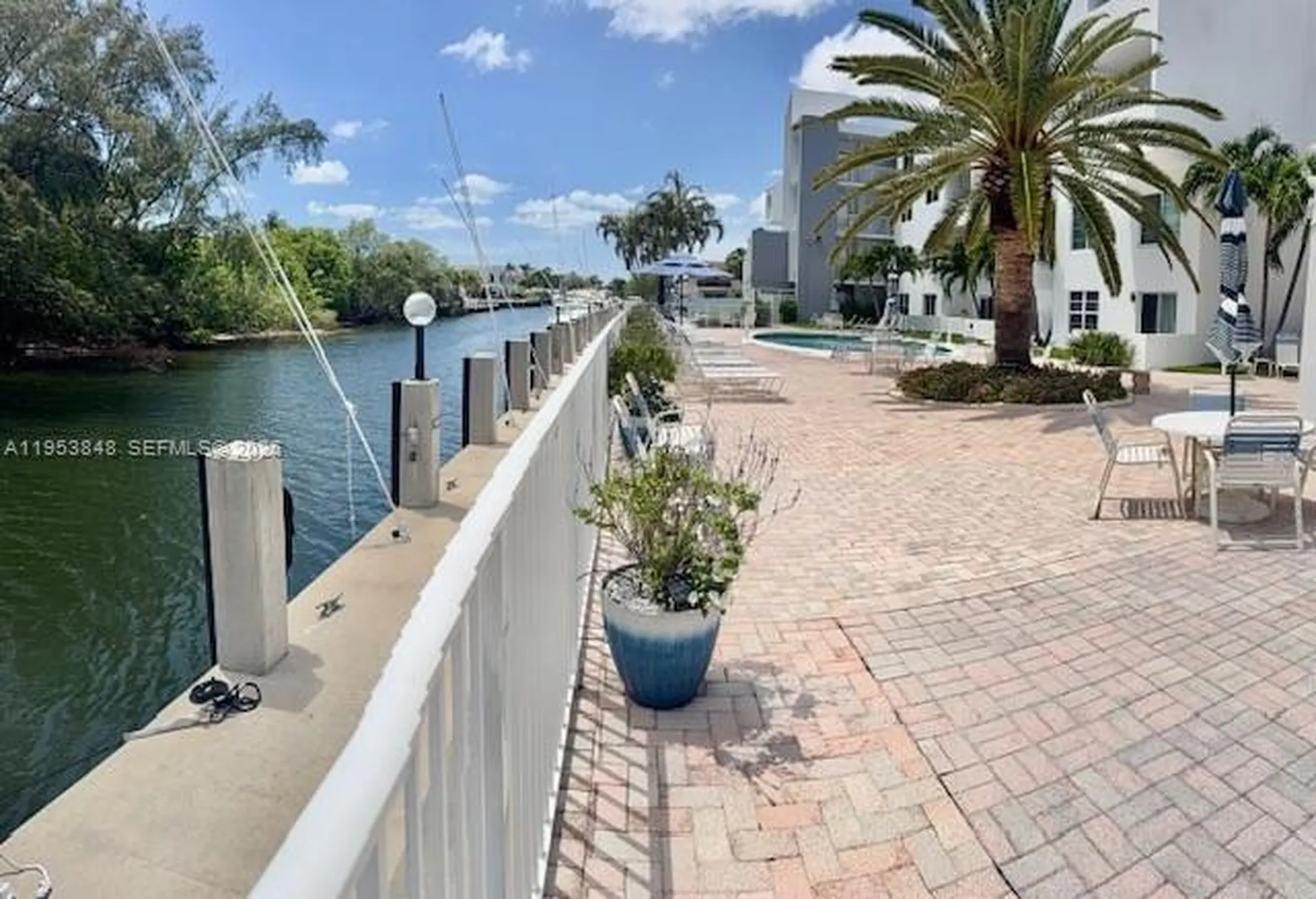 2850 NE 14th Street Causeway Pompano Beach FL 33062