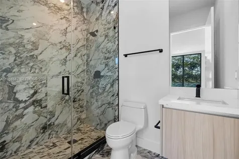 1245 SW 13th Avenue Miami FL 33135