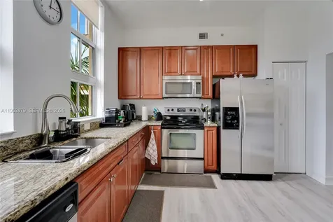 3001 NE 185th Street Aventura FL 33180