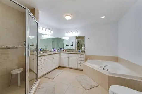 3001 NE 185th Street Aventura FL 33180