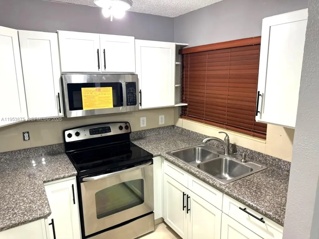 5461 W 24th Avenue Hialeah FL 33016