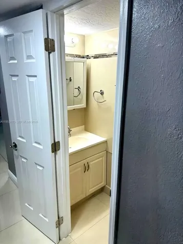 5461 W 24th Avenue Hialeah FL 33016
