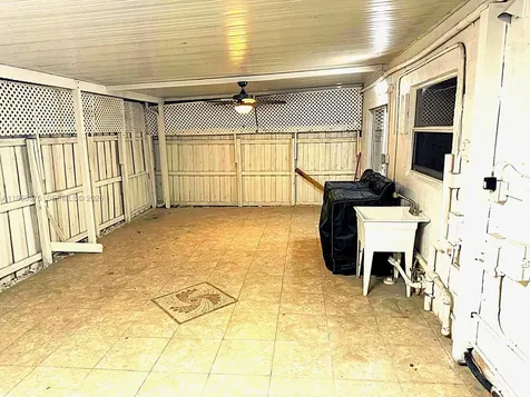 5461 W 24th Avenue Hialeah FL 33016