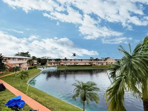 920 SW 10th Terrace Hallandale Beach FL 33009