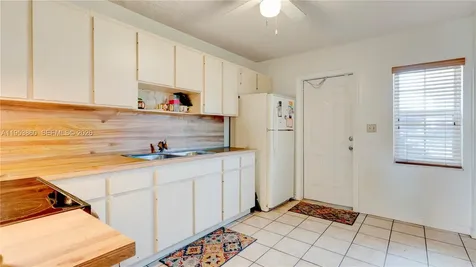 1211 NW 2nd Street Dania Beach FL 33004