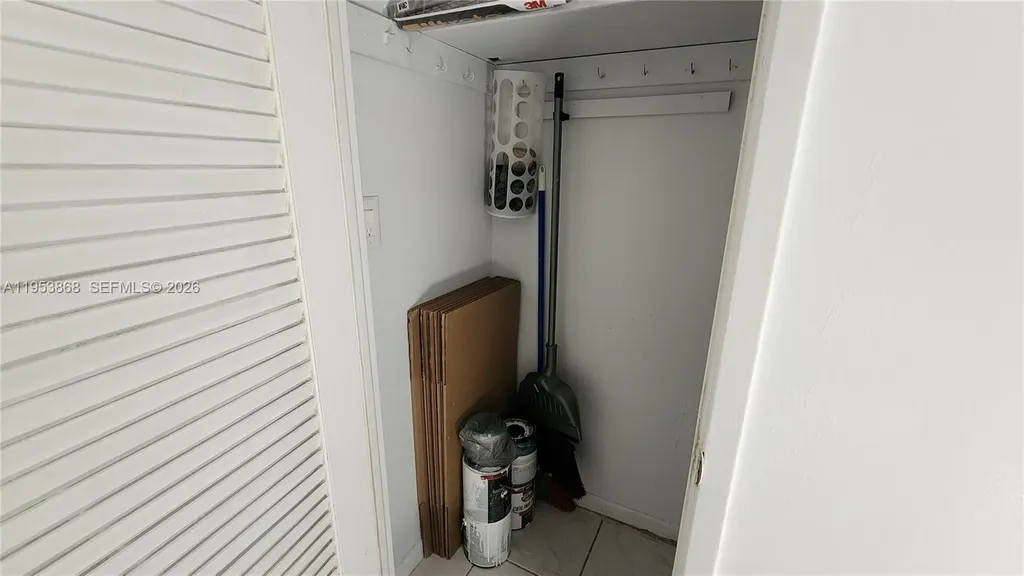 981 Hillcrest Court Hollywood FL 33021