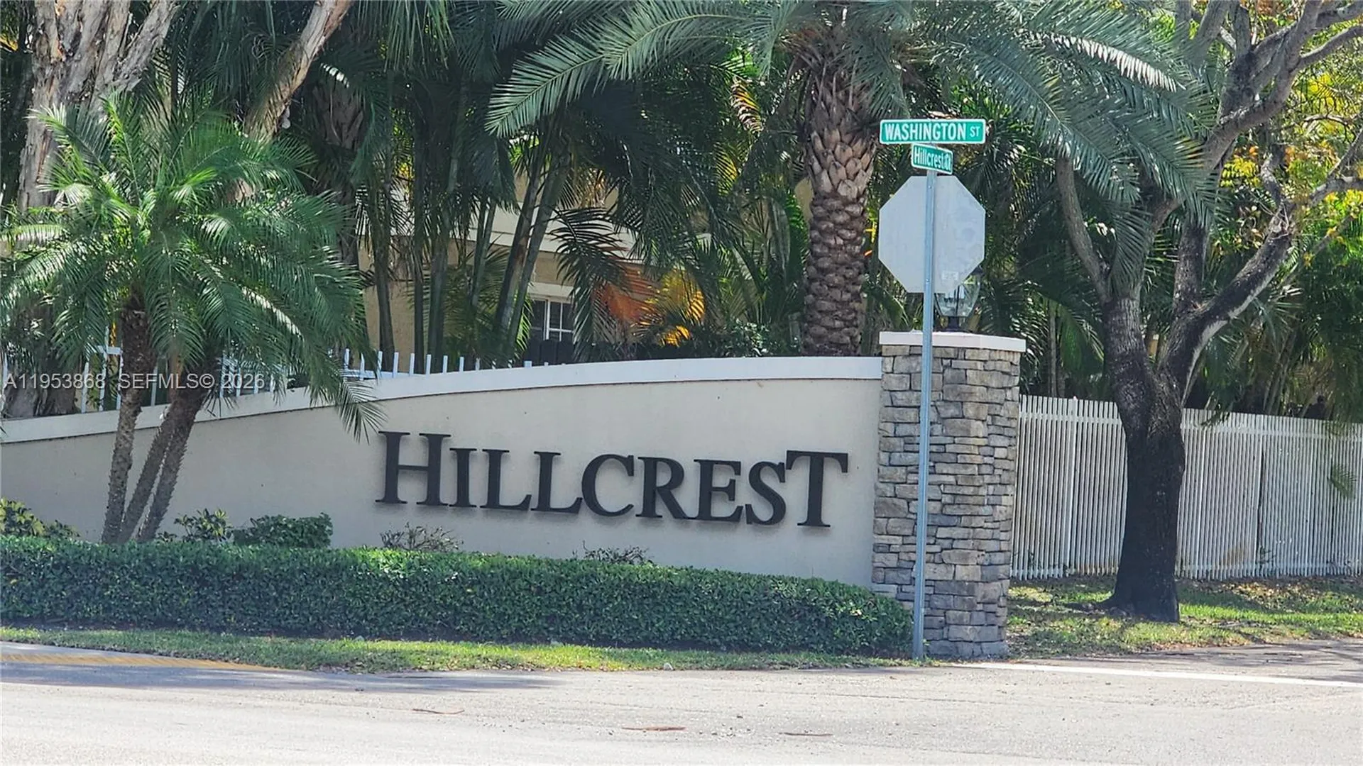 981 Hillcrest Court Hollywood FL 33021