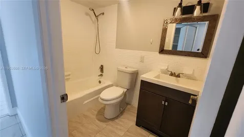 981 Hillcrest Court Hollywood FL 33021