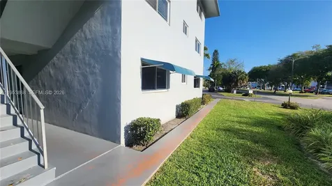 981 Hillcrest Court Hollywood FL 33021