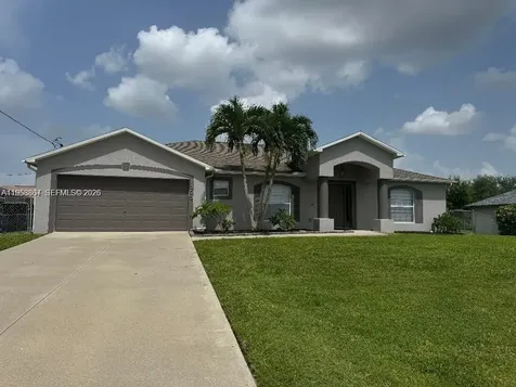 1305 SW 22pl Cape Coral FL 33991