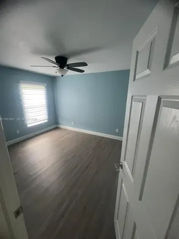 1305 SW 22pl Cape Coral FL 33991