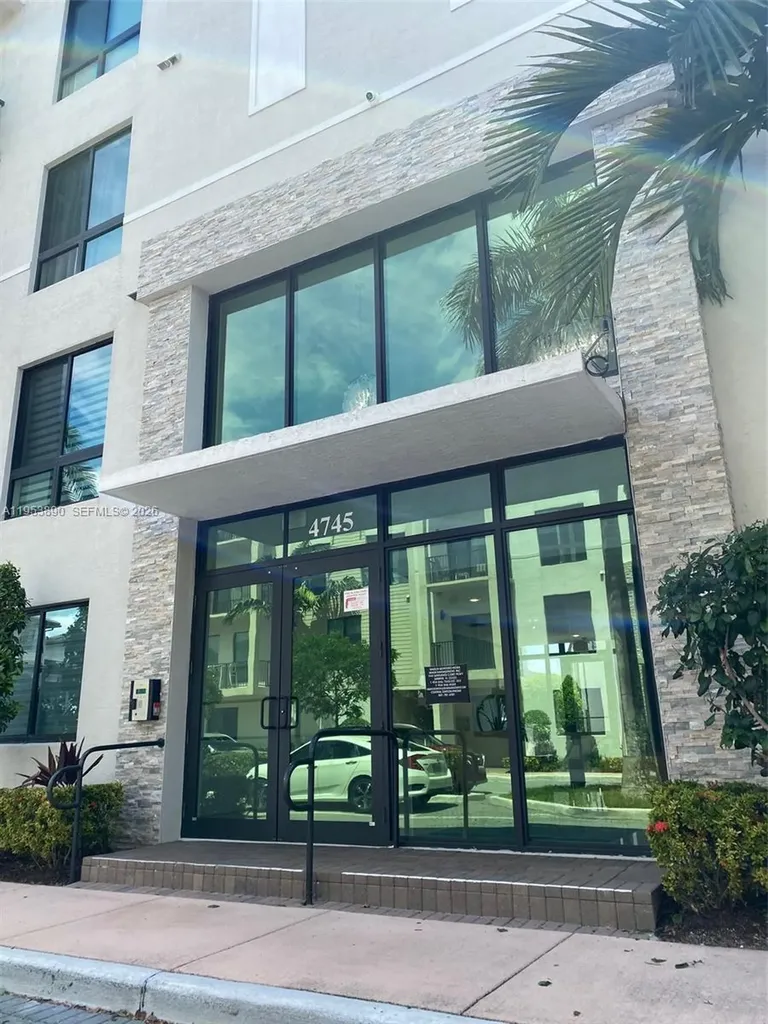 4745 NW 84th Court Doral FL 33166