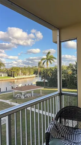 230 N Federal Highway Deerfield Beach FL 33441