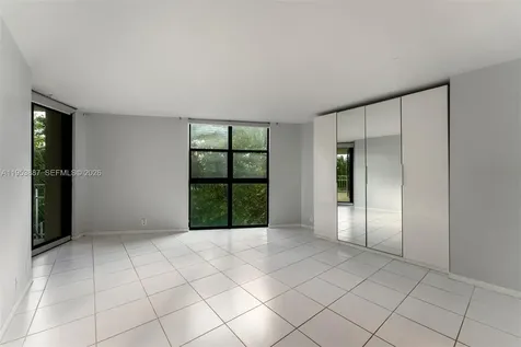 2000 Towerside Terrace Miami FL 33138
