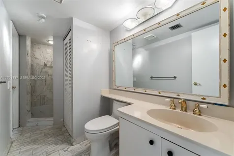 2000 Towerside Terrace Miami FL 33138