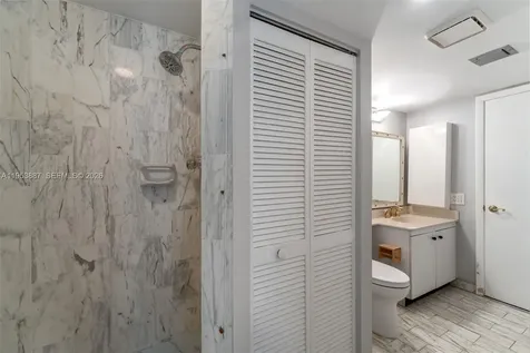 2000 Towerside Terrace Miami FL 33138