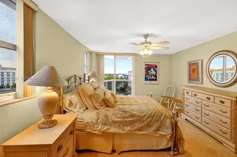 2401 Collins Avenue Miami Beach FL 33140