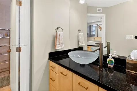 2401 Collins Avenue Miami Beach FL 33140