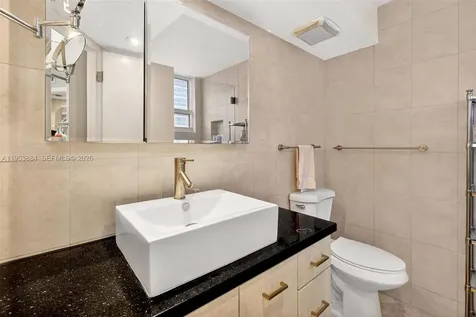 2401 Collins Avenue Miami Beach FL 33140