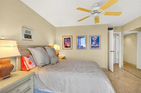 2401 Collins Avenue Miami Beach FL 33140