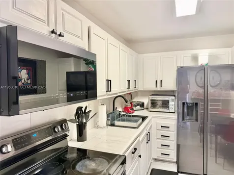 3701 N Country Club Drive Aventura FL 33180