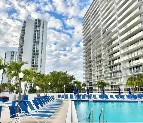 3701 N Country Club Drive Aventura FL 33180