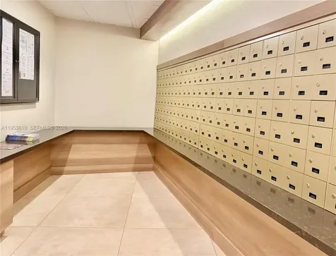3701 N Country Club Drive Aventura FL 33180