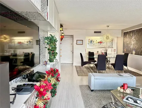 3701 N Country Club Drive Aventura FL 33180