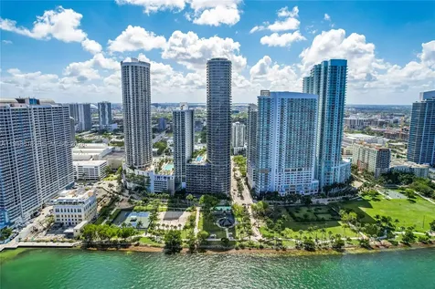1750 N Bayshore Drive Miami FL 33132