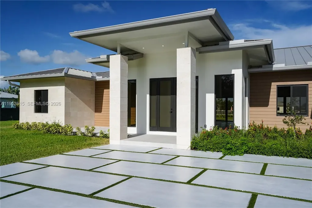 27505 SW 172nd Avenue Homestead FL 33031