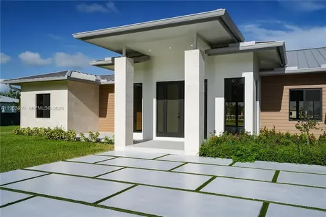 27505 SW 172nd Avenue Homestead FL 33031