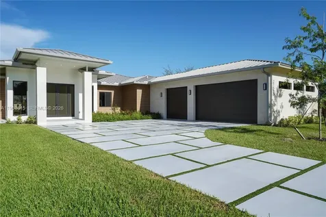 27505 SW 172nd Avenue Homestead FL 33031