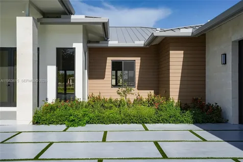 27505 SW 172nd Avenue Homestead FL 33031