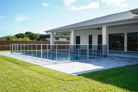 27505 SW 172nd Avenue Homestead FL 33031