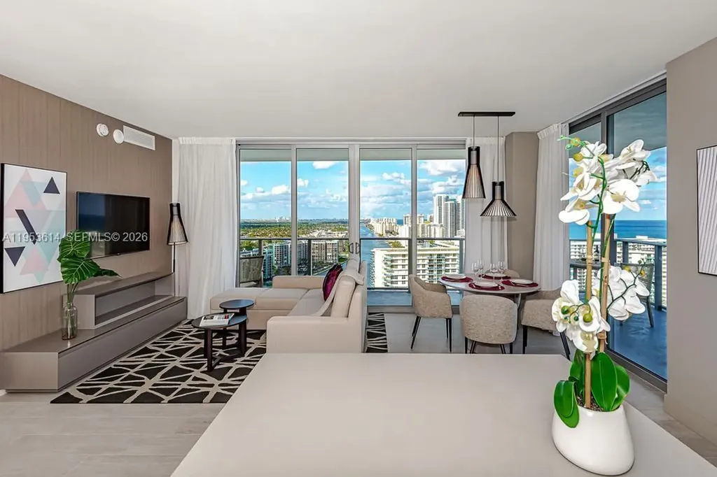 4010 S Ocean Drive Hollywood FL 33019