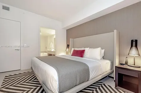 4010 S Ocean Drive Hollywood FL 33019