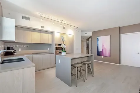 4010 S Ocean Drive Hollywood FL 33019