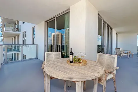 4010 S Ocean Drive Hollywood FL 33019