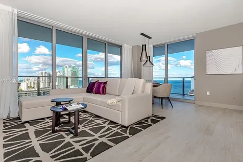 4010 S Ocean Drive Hollywood FL 33019